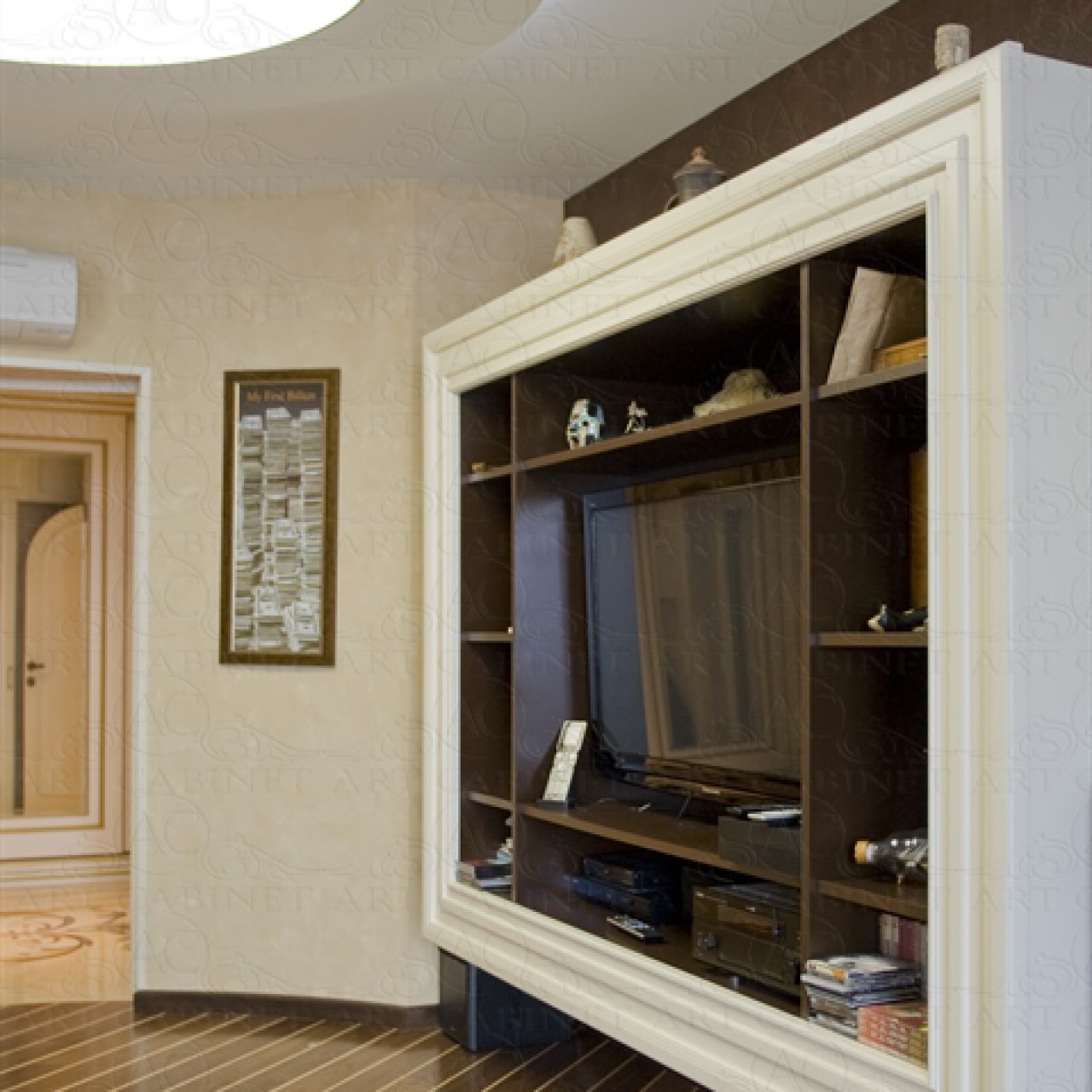 Art Cabinet -2110